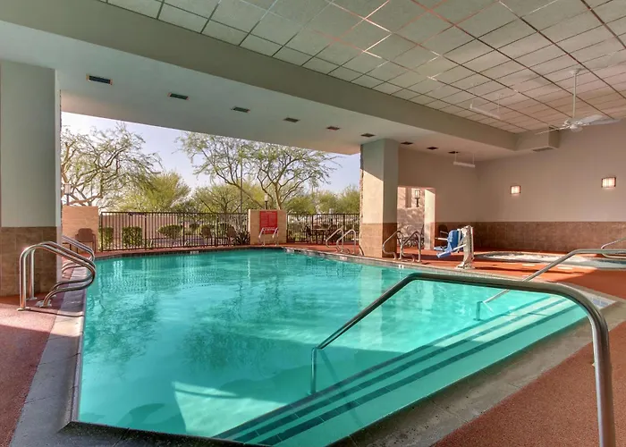Hotel Drury & Happy Valley Phoenix