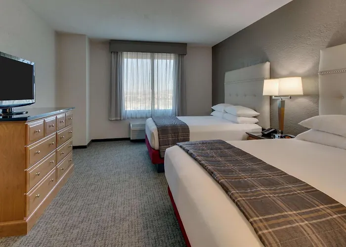 Drury & Happy Valley Hotel Phoenix