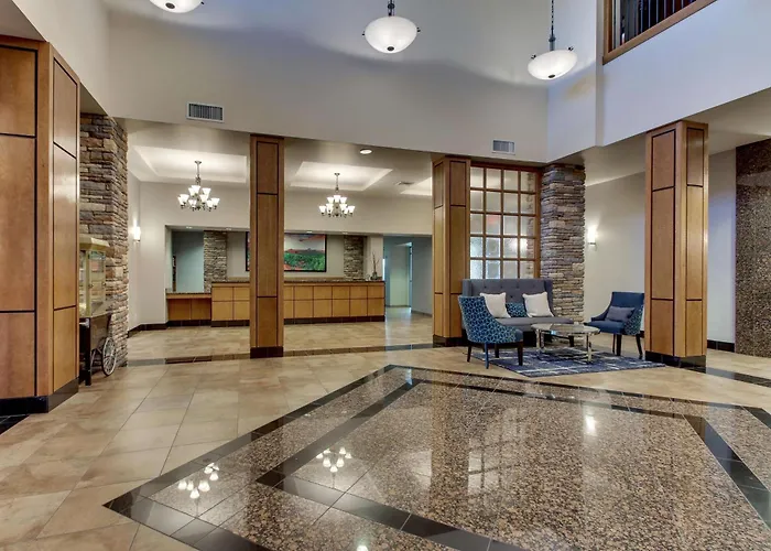 Hotel Drury & Happy Valley Phoenix